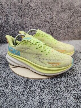 Hoka One One Clifton 9 Women's Size 10B Running Shoes